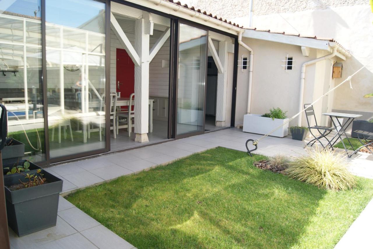 Le Clos Des Amoureux Villa Valence-sur-Baise ภายนอก รูปภาพ